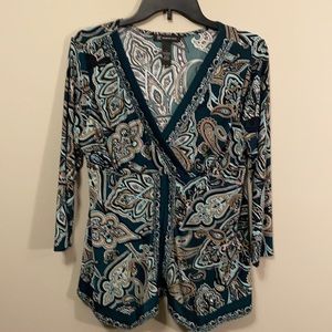 Ladies international concepts green/tan blouse.